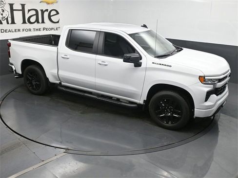 New 2025 Chevrolet Silverado 1500 RST w/ LPO, Dark Essentials Package image 16
