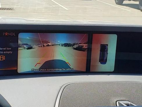 New 2026 Lincoln Nautilus Premier AWD/4WD image 22