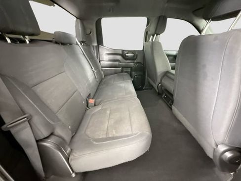 Used 2019 Chevrolet Silverado 1500 Custom Trail Boss w/ Custom Convenience Package AWD/4WD image 25