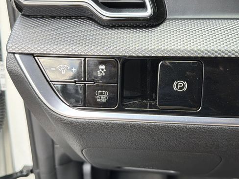 Certified 2024 Kia Sportage LX AWD/4WD image 20