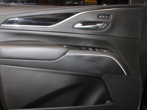 Used 2023 Cadillac Escalade V AWD/4WD image 31
