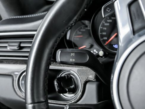 Used 2015 Porsche 911 Turbo AWD/4WD image 30