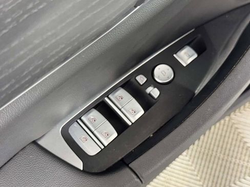 Used 2023 BMW X3 xDrive30i w/ M Sport Package AWD/4WD image 18