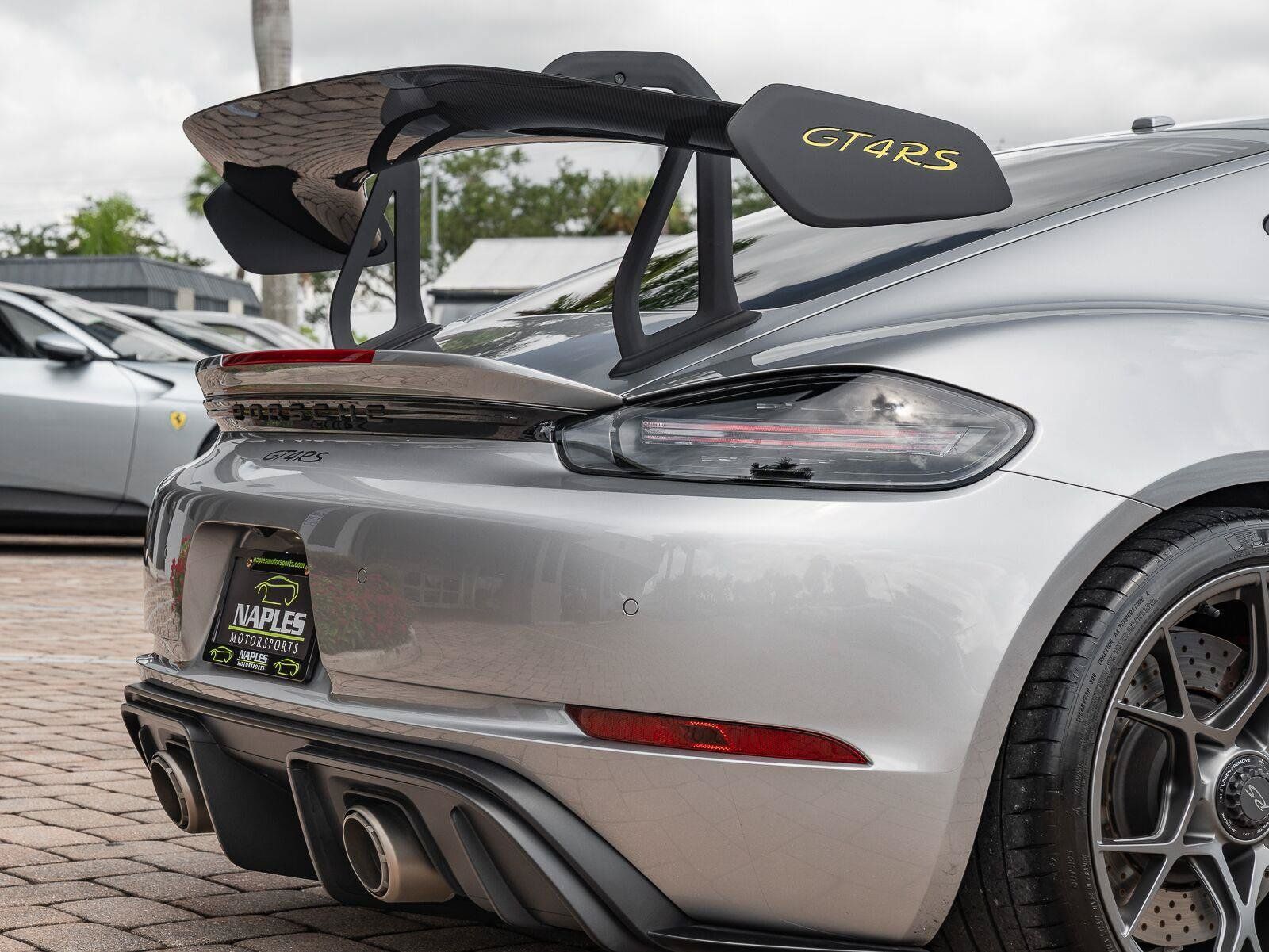 Used 2024 Porsche 718 Cayman GT4 RS RWD image 18