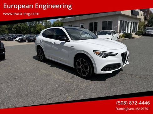 Used 2022 Alfa Romeo Stelvio Veloce AWD/4WD image 1
