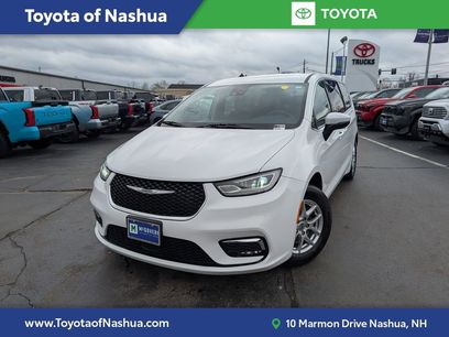 Used 2023 Chrysler Pacifica Touring-L
