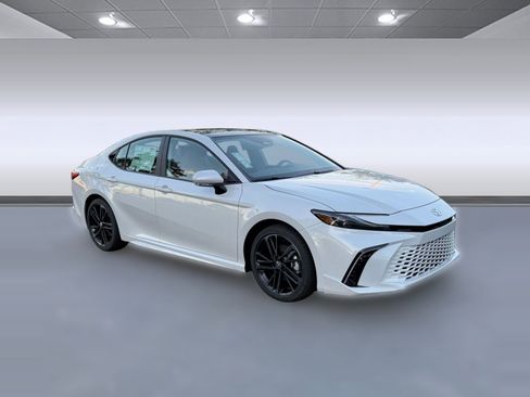 New 2026 Toyota Camry LE image 8