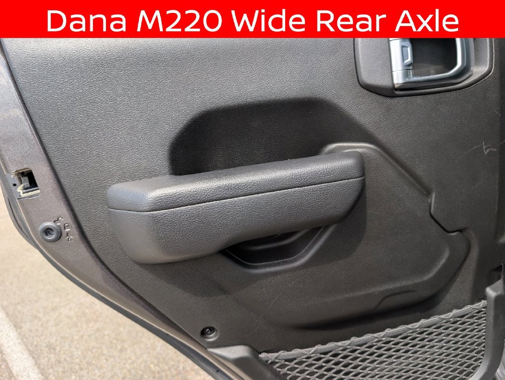 Used 2023 Jeep Gladiator Sport AWD/4WD image 30