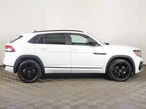 Used 2023 Volkswagen Atlas Cross Sport SEL R-Line AWD/4WD image 21