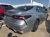 Used 2024 Toyota Camry SE image 3