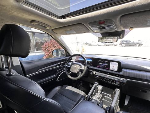 Used 2023 Kia Telluride SX Prestige AWD/4WD image 34