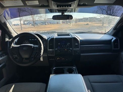 Used 2021 Ford F250 XLT w/ XLT Premium Package image 12