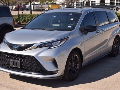 Used 2023 Toyota Sienna XSE w/ XSE Plus Package
