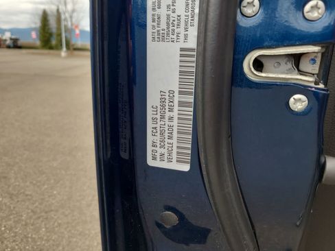 Used 2021 RAM 2500 Limited image 29