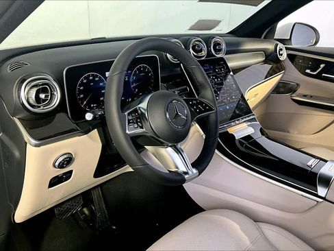 New 2026 Mercedes-Benz GLC 300 4MATIC image 9