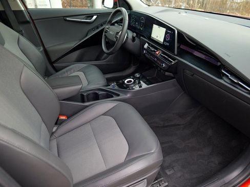 Used 2023 Kia Niro Wind image 34