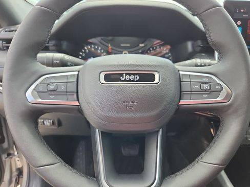 New 2026 Jeep Compass Latitude AWD/4WD image 23