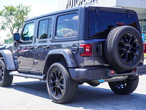 Used 2023 Jeep Wrangler Unlimited Sahara w/ Cold Weather Group AWD/4WD image 27
