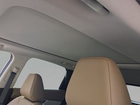New 2026 Nissan Murano Platinum w/ Cargo Package AWD/4WD image 17