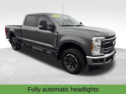 Used 2024 Ford F250 XLT image 10