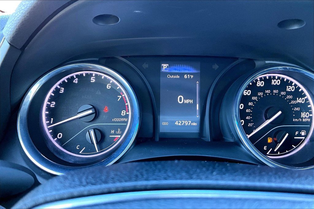 Used 2018 Toyota Camry LE FWD image 26