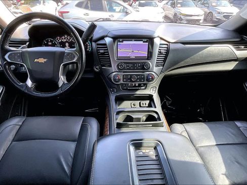 Used 2017 Chevrolet Suburban Premier image 14