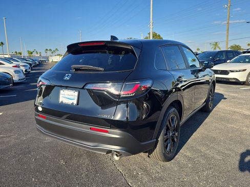 New 2026 Honda HR-V Sport image 4