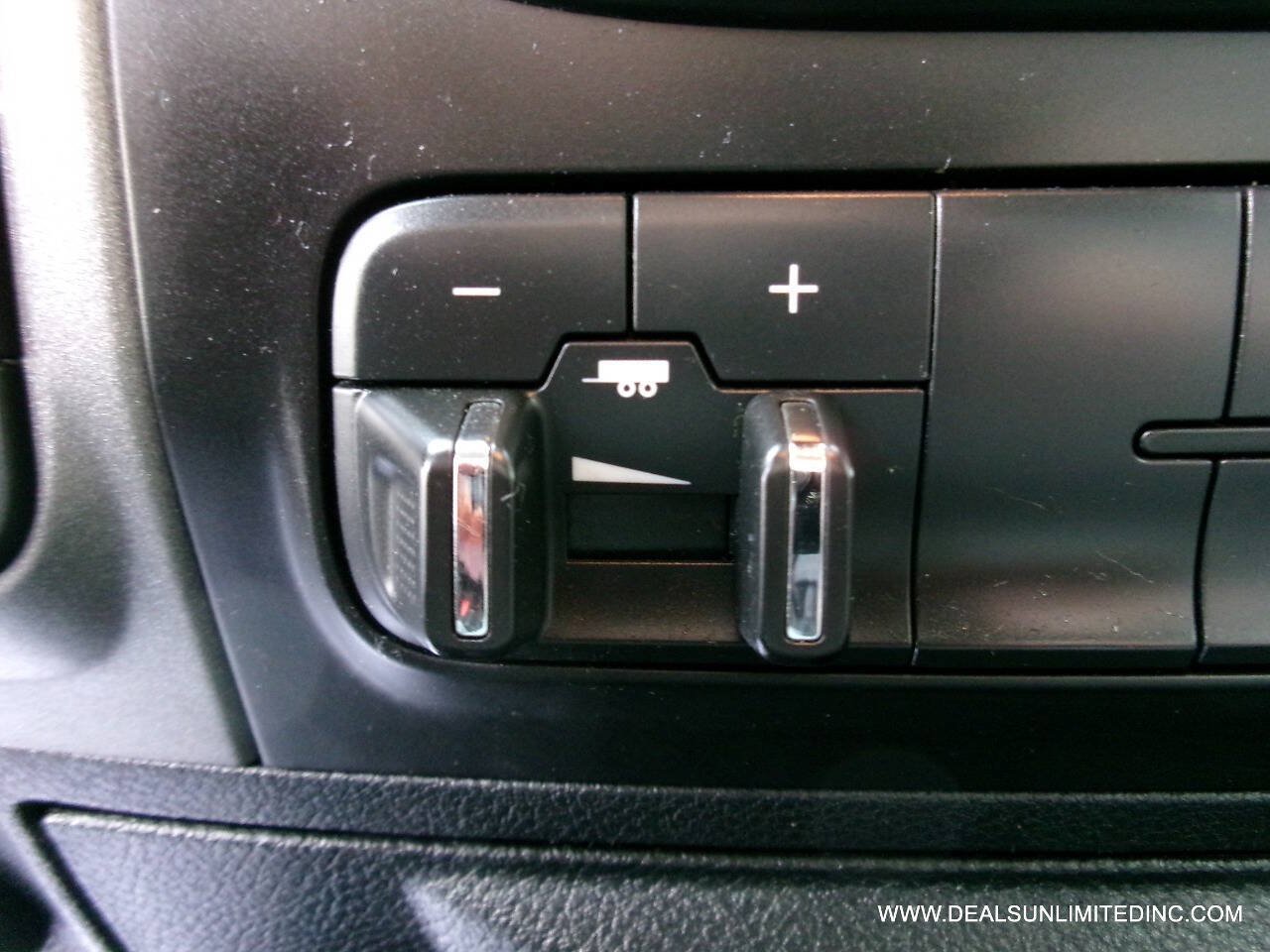Used 2016 RAM 1500 ST w/ Popular Equipment Group AWD/4WD image 11