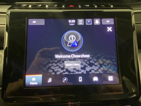 Used 2023 Jeep Grand Cherokee L Laredo image 33