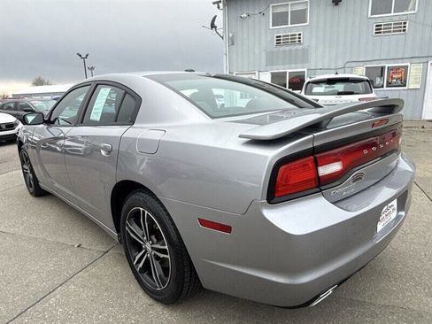 Used 2014 Dodge Charger SXT image 5