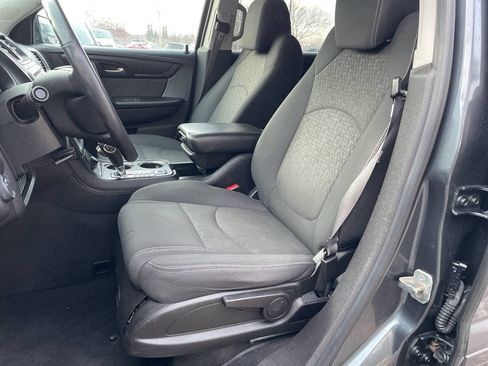 Used 2013 GMC Acadia SLE image 12