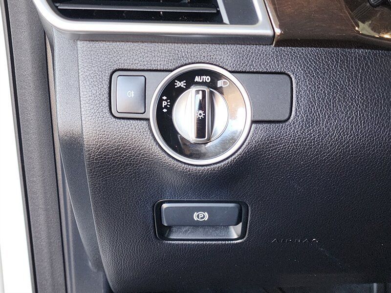 Used 2015 Mercedes-Benz ML 350 4MATIC w/ Premium 1 Package image 30