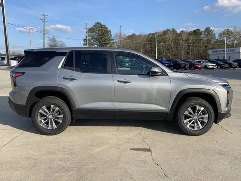 New 2026 Chevrolet Equinox LT image 8