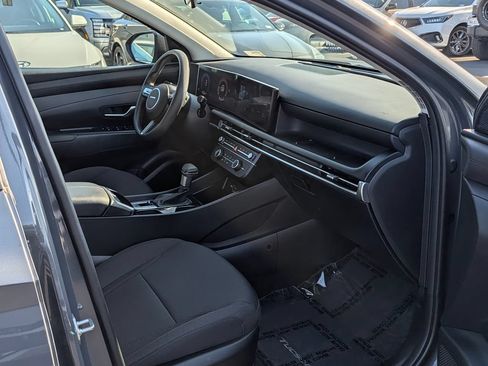 Certified 2026 Hyundai Tucson SE FWD image 9
