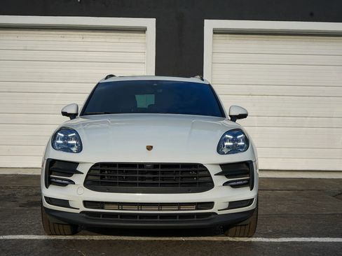 Used 2021 Porsche Macan AWD/4WD image 10