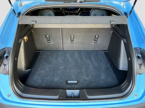 Used 2024 Chevrolet Trax RS w/ Sunroof Package FWD image 26