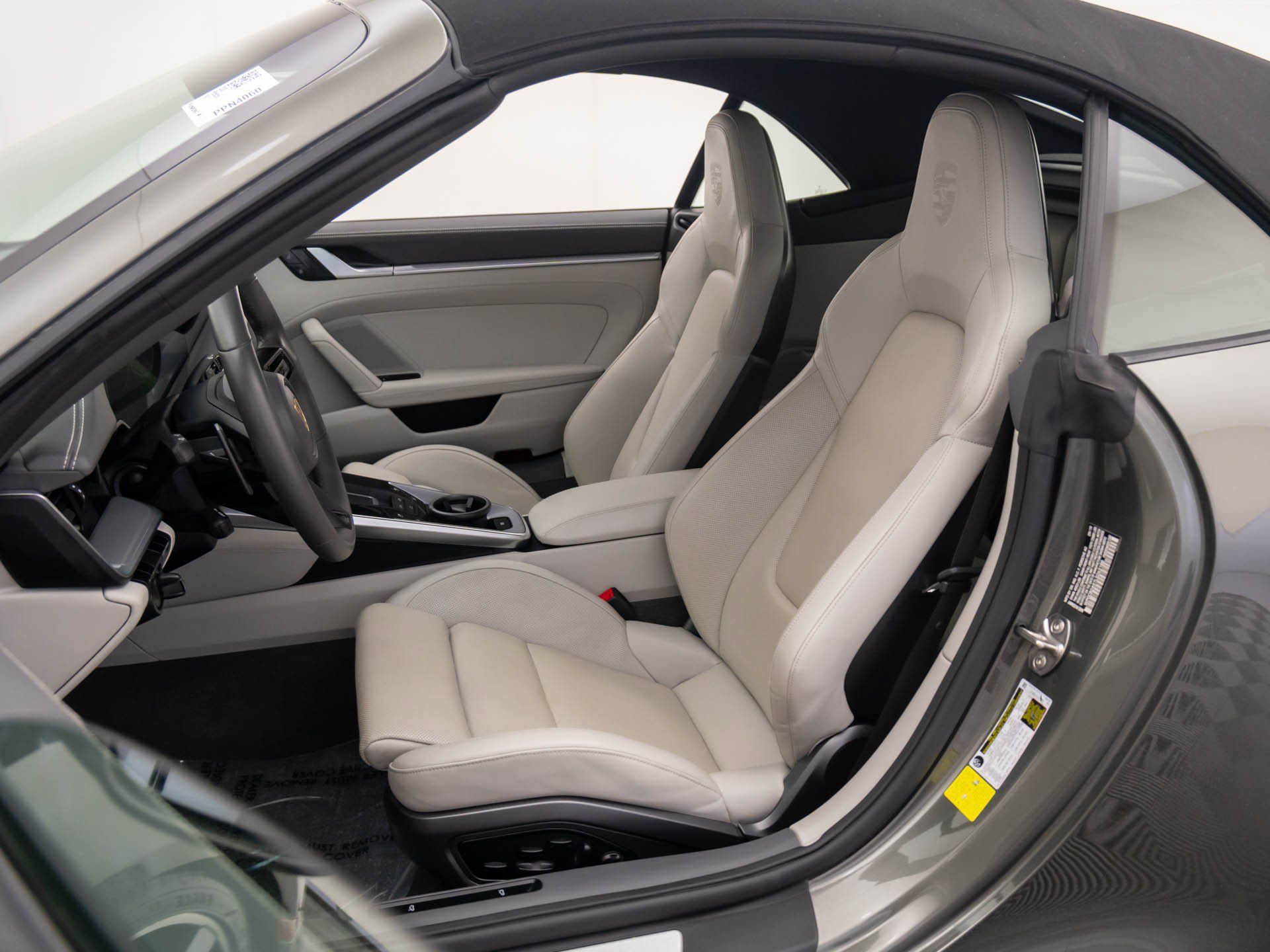 Certified 2020 Porsche 911 Carrera 4S AWD/4WD image 5