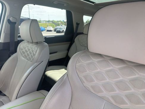 Used 2021 Hyundai Palisade Limited image 10