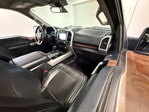 Used 2017 Ford F150 Lariat w/ Equipment Group 502A Luxury AWD/4WD image 63