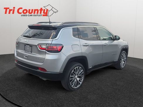 Used 2022 Jeep Compass Limited w/ Elite Group AWD/4WD image 8
