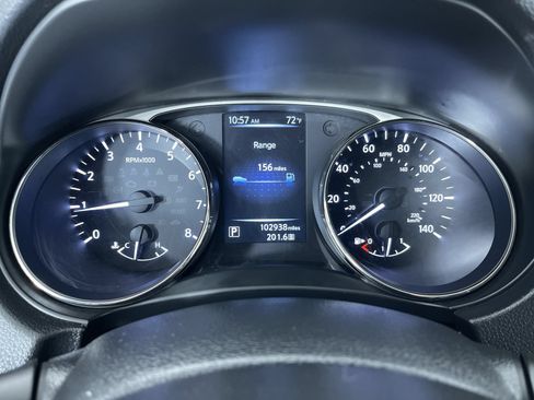 Used 2015 Nissan Rogue S AWD/4WD image 16