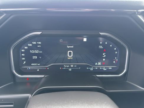 Used 2022 GMC Sierra 1500 AT4 w/ AT4 Preferred Package image 17