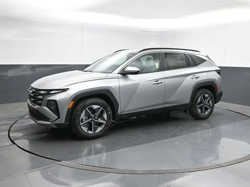 New 2026 Hyundai Tucson SEL FWD image 2