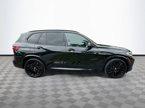 Used 2022 BMW X5 M50i w/ Premium Package image 8