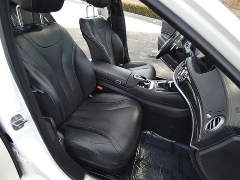 Used 2019 Mercedes-Benz S 450 Sedan image 29