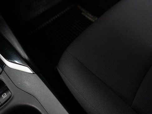 Used 2022 Toyota Corolla Cross LE image 25