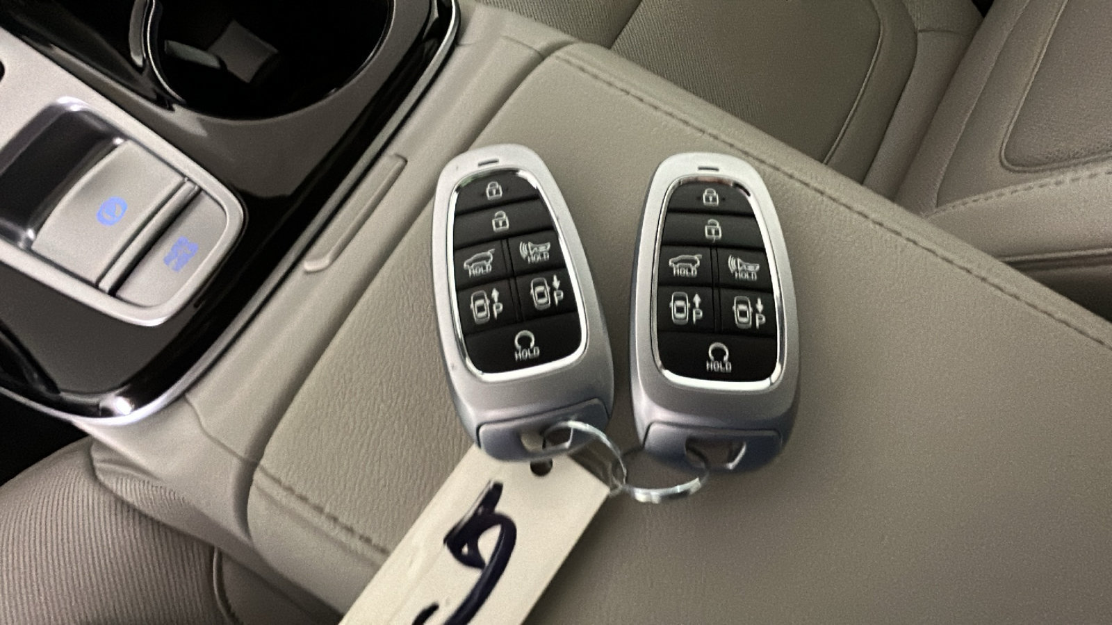 Certified 2022 Hyundai Tucson Limited AWD/4WD image 26