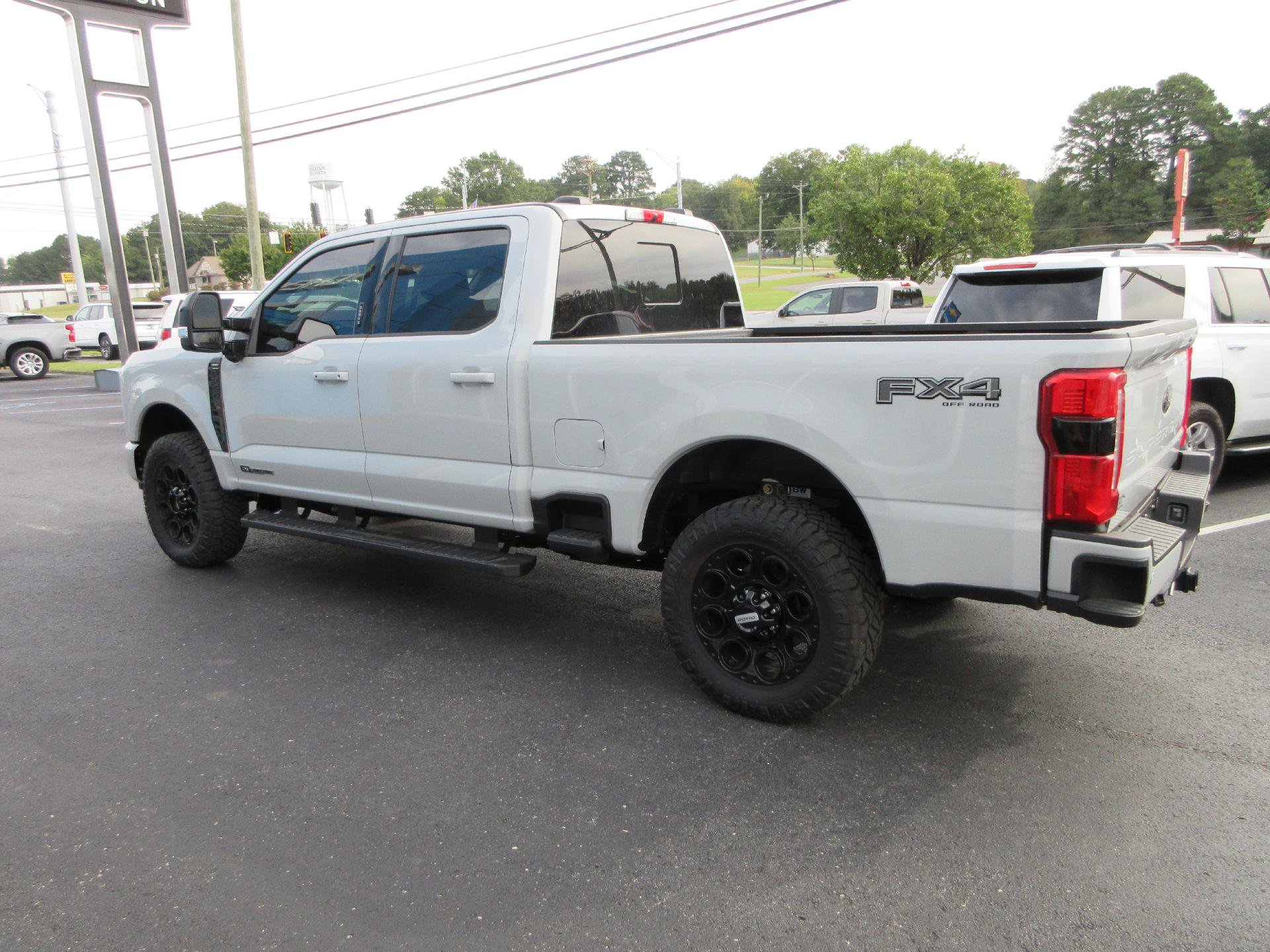 Used 2026 Ford F250 Lariat w/ Black Appearance Package AWD/4WD image 6