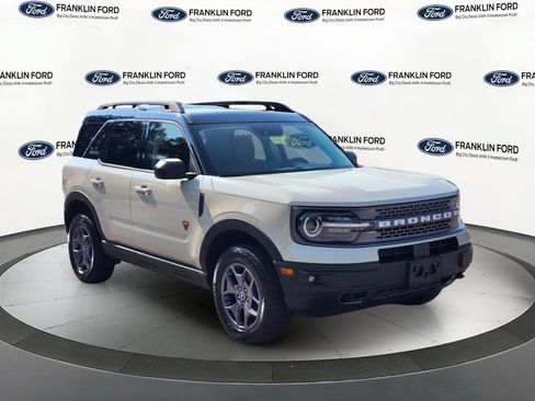 Certified 2024 Ford Bronco Sport Badlands w/ Premium Package AWD/4WD image 7