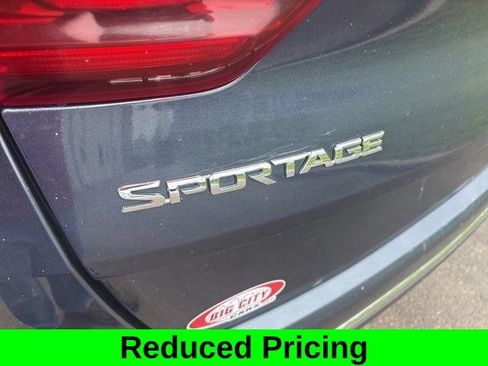 Used 2022 Kia Sportage LX AWD/4WD image 43